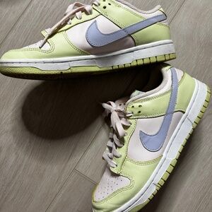 Green and purple dunk